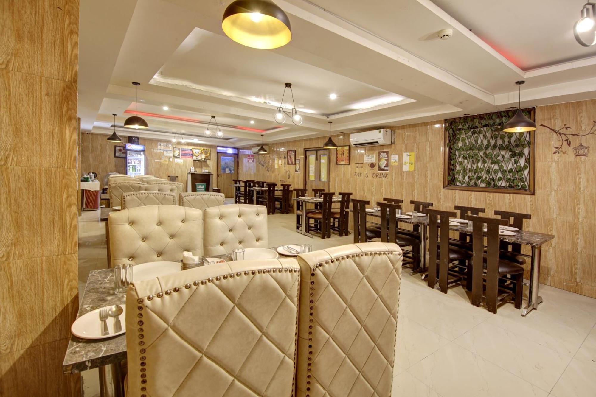 Hotel Venus Plaza Нью-Делі Екстер'єр фото