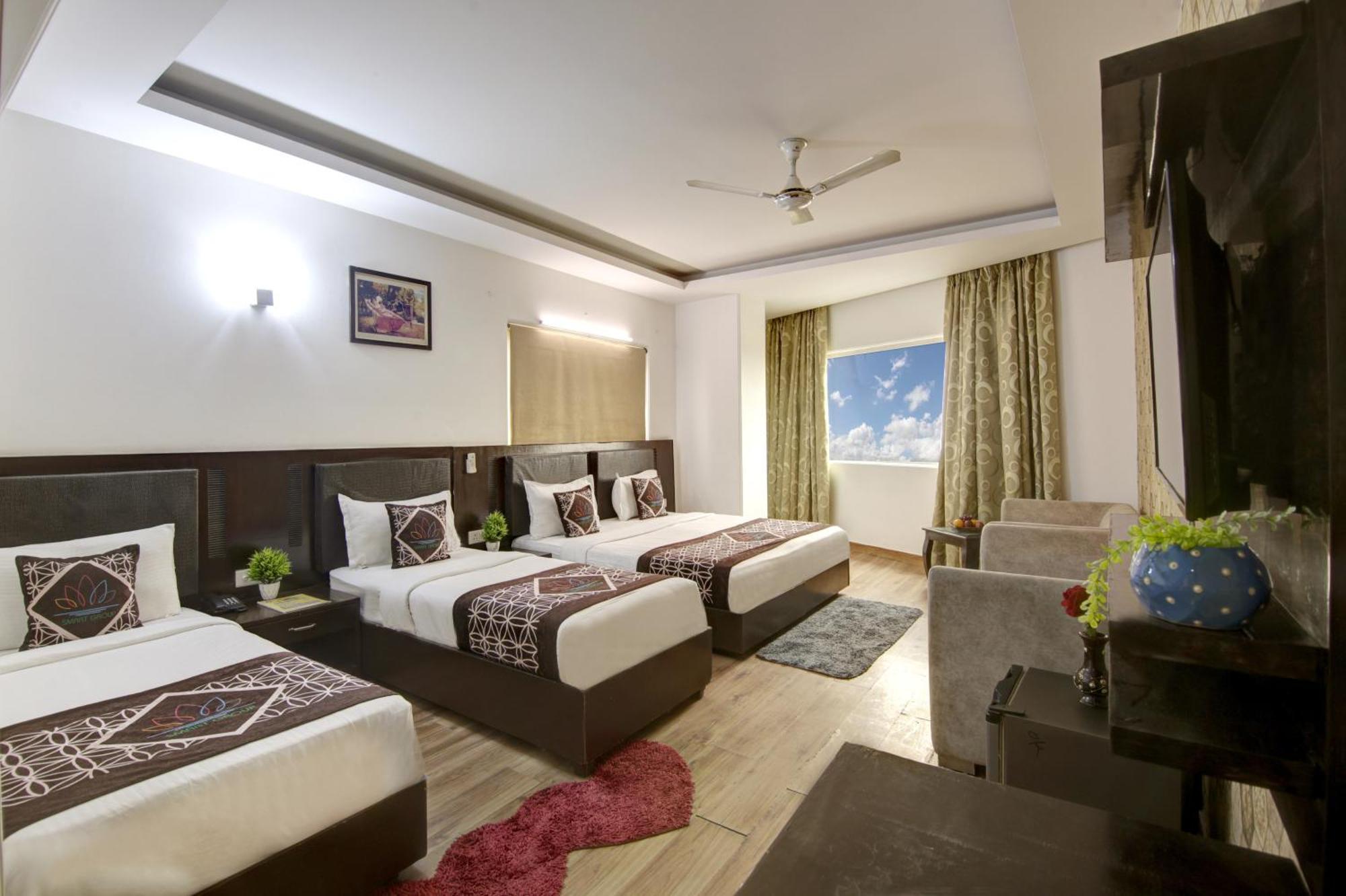 Hotel Venus Plaza Нью-Делі Екстер'єр фото